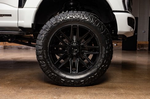 Used 2024 Ford F250 Lariat image 12