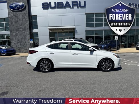 Used 2020 Hyundai Elantra Limited w/ Cargo Package (C1) image 9