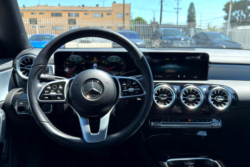 Used 2022 Mercedes-Benz CLA 250 image 12