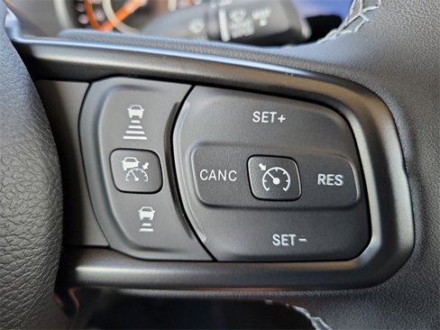 New 2025 Jeep Gladiator Sport image 16