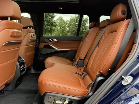 New 2026 BMW X7 xDrive40i w/ M Sport Package image 17