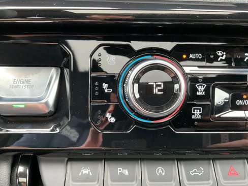 New 2026 GMC Sierra 1500 AT4 w/ AT4 Premium Package image 9