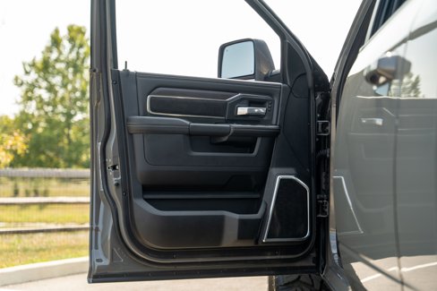 Used 2026 RAM 2500 Laramie w/ Night Edition image 31