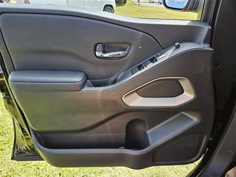 New 2026 Nissan Frontier SV w/ SV Convenience Package image 13