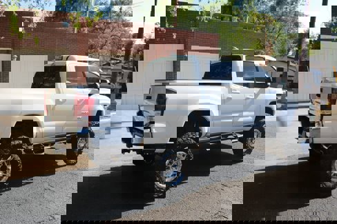 Used 2017 Toyota Tacoma SR5 image 6