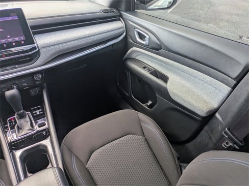 Used 2023 Jeep Compass Sport image 17