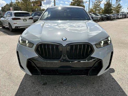 New 2026 BMW X6 xDrive40i w/ Climate Comfort Package image 8