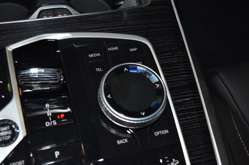 New 2026 BMW X7 M60i image 16