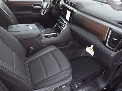 New 2025 GMC Sierra 3500 Denali w/ Denali Reserve Package image 38