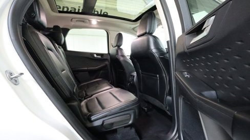 Used 2020 Ford Escape SEL image 11