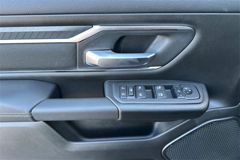 New 2026 RAM 1500 4x4 Crew Cab image 10