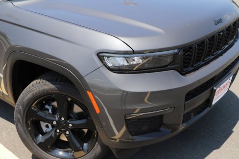 New 2025 Jeep Grand Cherokee L Limited image 2