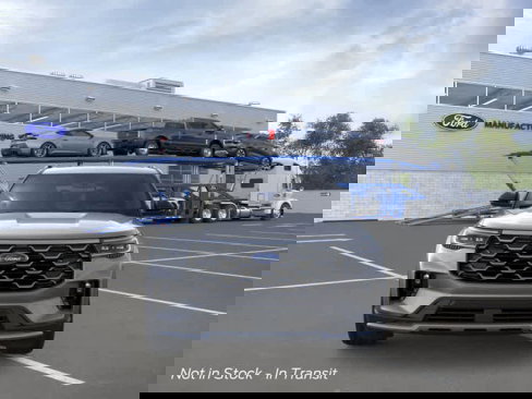 New 2025 Ford Explorer Platinum image 7