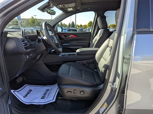 New 2026 Chevrolet Traverse Z71 w/ Enhanced Driving Package image 10