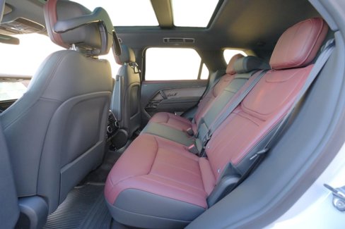 New 2025 Land Rover Range Rover Sport Dynamic SE image 14