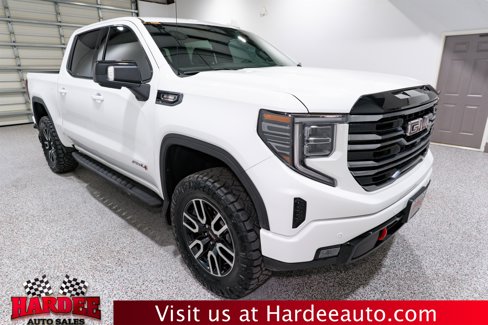 Used 2025 GMC Sierra 1500 AT4 w/ AT4 Premium Package image 6