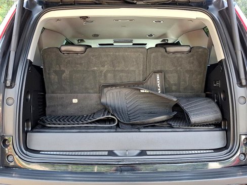 Used 2018 Cadillac Escalade Luxury image 31