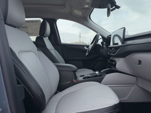 New 2025 Ford Escape SE w/ PHEV Premium Package image 14
