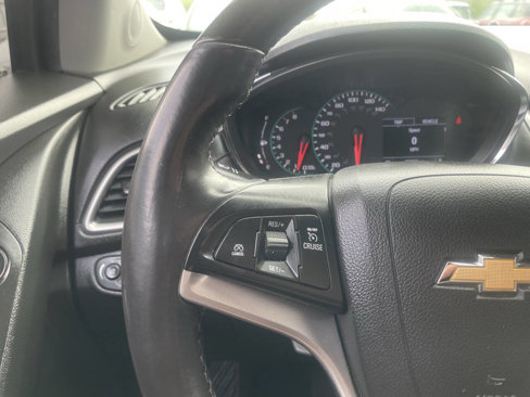 Used 2019 Chevrolet Trax LT w/ LT Convenience Package image 24