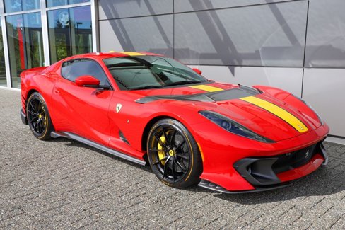 Certified 2023 Ferrari 812 Competizione image 1
