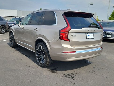 New 2026 Volvo XC90 T8 Plus image 3