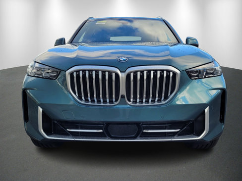 Used 2026 BMW X5 xDrive50e w/ Executive Package image 2