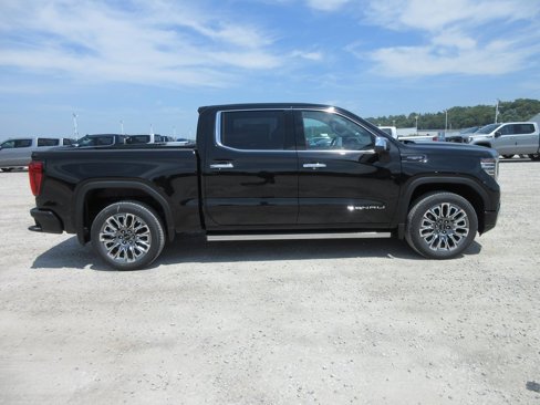 New 2026 GMC Sierra 1500 Denali Ultimate image 3