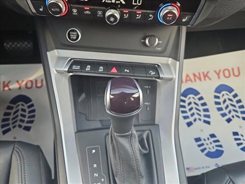 Used 2024 Audi Q3 2.0T Premium image 12
