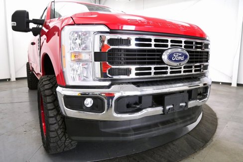 Used 2023 Ford F250 XLT w/ 360-Degree Camera Package image 40