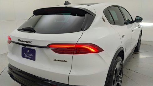 New 2025 Maserati Grecale Folgore image 56
