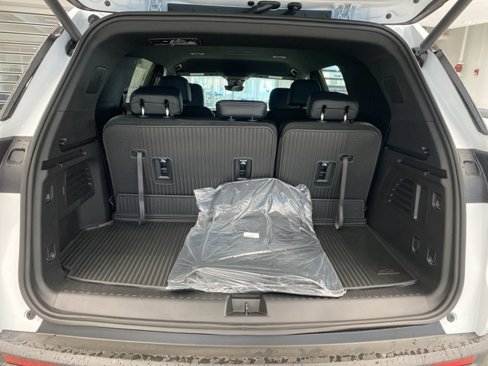 New 2026 Chevrolet Traverse LT w/ Driver Confidence Package image 7