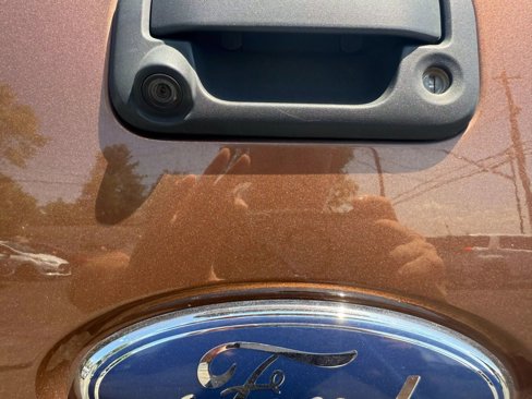 Used 2011 Ford F350 Lariat w/ Lariat Interior Pkg image 24