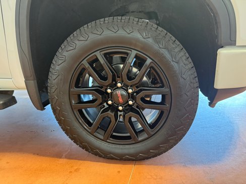 Used 2021 GMC Sierra 1500 Elevation image 13