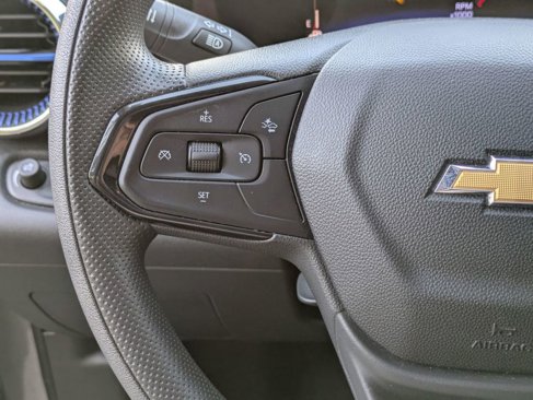 Used 2025 Chevrolet Trax LT image 19