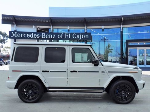 Certified 2025 Mercedes-Benz G 580 w/ EQ Technology image 3