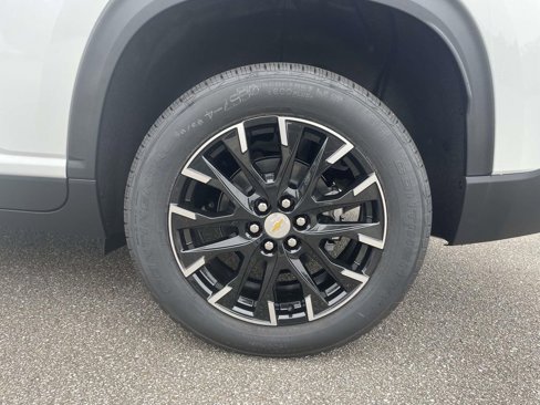 New 2026 Chevrolet Traverse LT w/ Sun and Wheel Package image 4