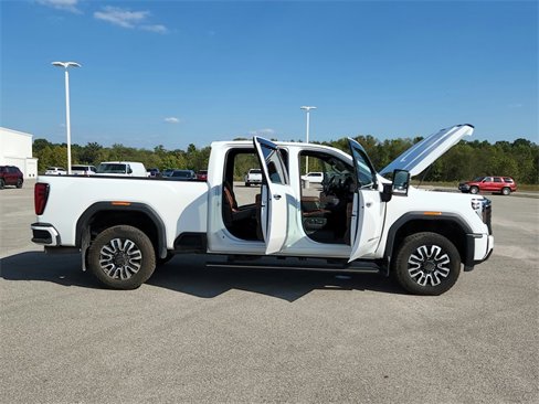 Used 2024 GMC Sierra 2500 Denali Ultimate image 16