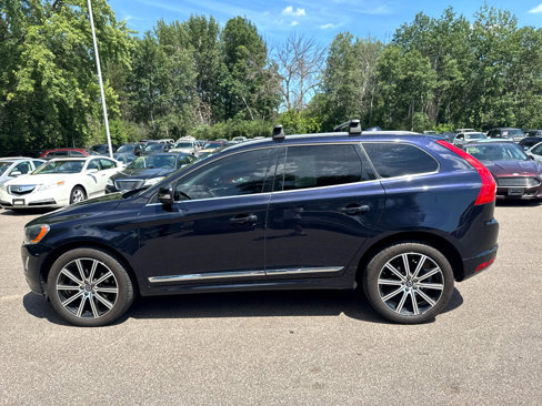 Used 2017 Volvo XC60 T6 Inscription w/ Climate Package image 8