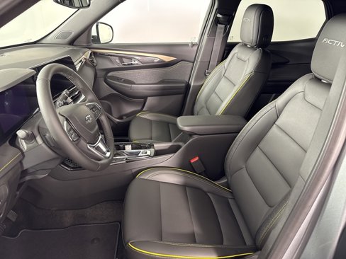 New 2025 Chevrolet TrailBlazer ACTIV w/ Convenience Package image 17