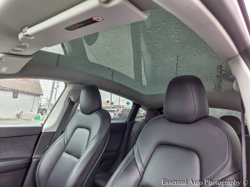 Used 2022 Tesla Model Y Performance image 12