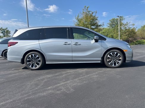 New 2026 Honda Odyssey Elite image 2