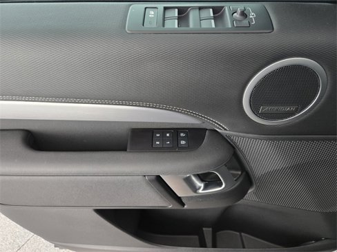 Certified 2024 Land Rover Discovery Dynamic SE image 20