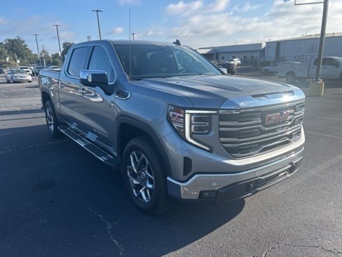 Used 2023 GMC Sierra 1500 SLT w/ SLT Premium Plus Package image 6