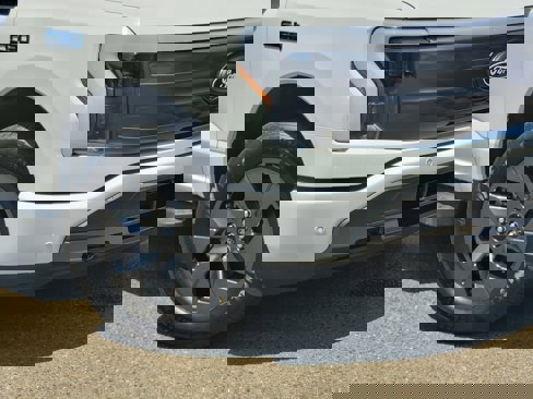 New 2025 Ford F150 Lightning Lariat image 4