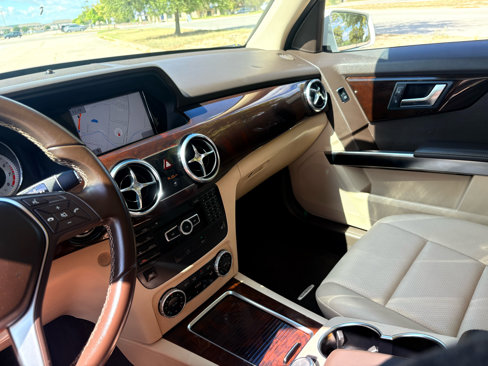 Used 2014 Mercedes-Benz GLK 350 2WD image 34