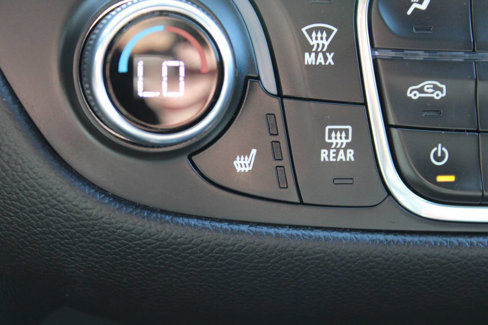 Used 2021 Chevrolet Equinox LT image 41