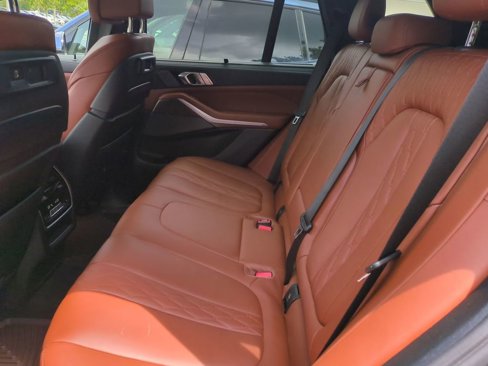 Used 2023 BMW X5 M50i w/ Executive Package image 13