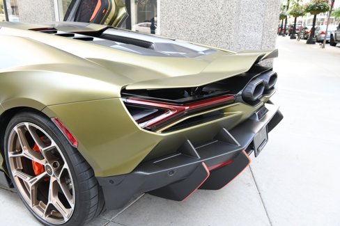 Used 2025 Lamborghini Revuelto image 36
