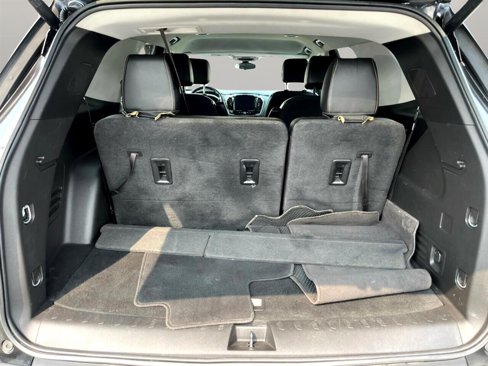 Used 2019 Chevrolet Traverse LT image 13