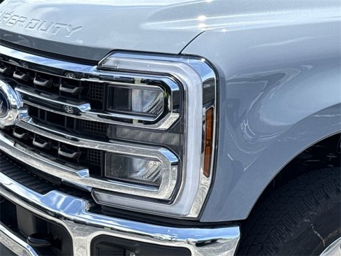 New 2025 Ford F250 King Ranch w/ Chrome Package image 9